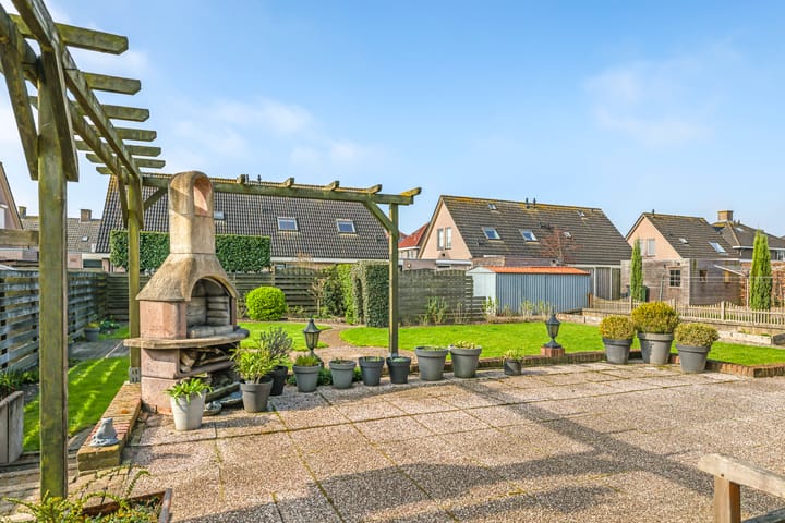 Photo 53 of Koningin Julianastraat 25