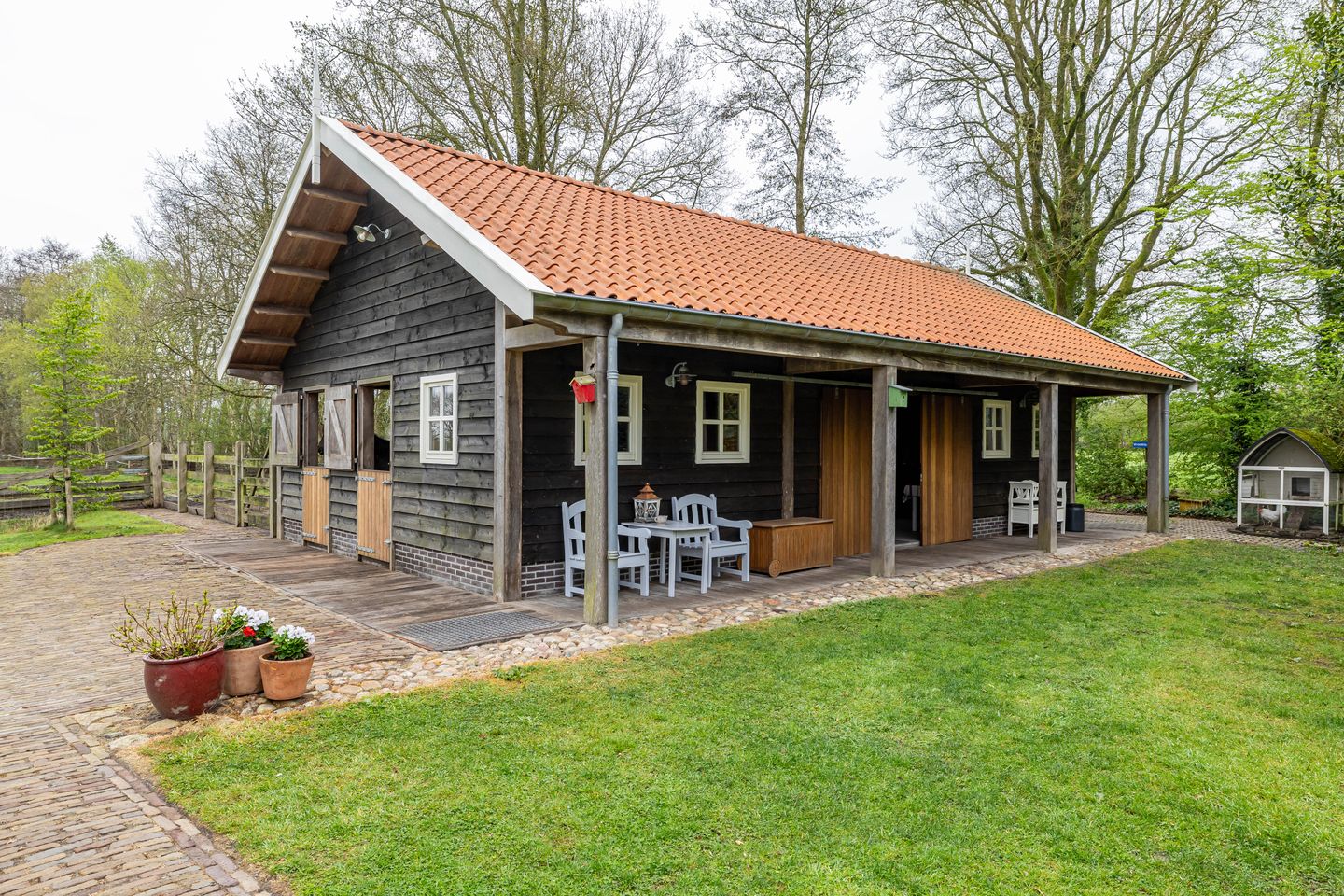 Photo 4 of Hoofdweg 48