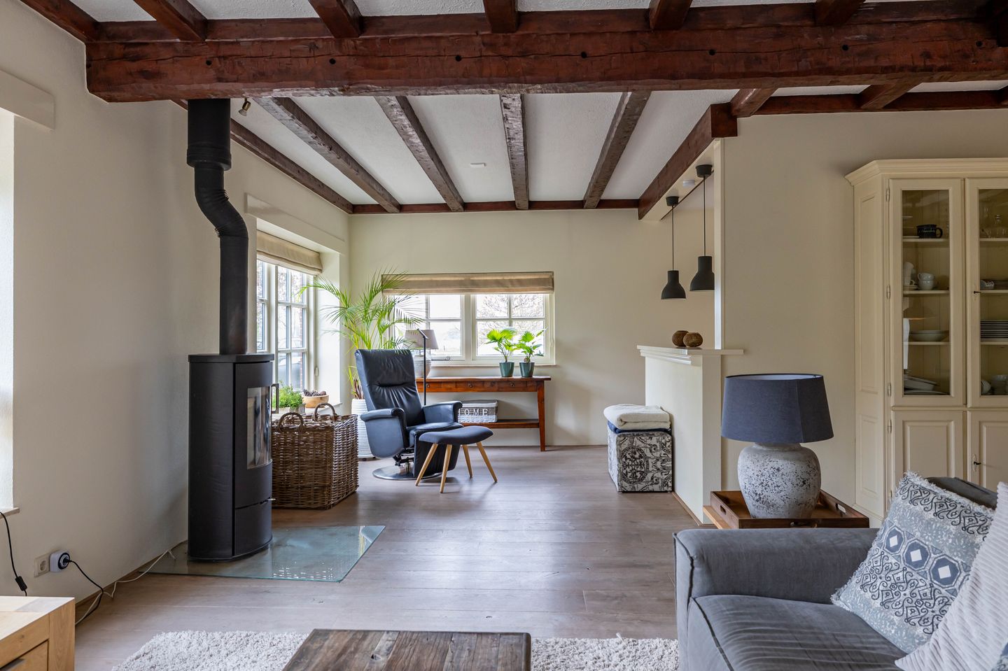 Photo 14 of Hoofdweg 48