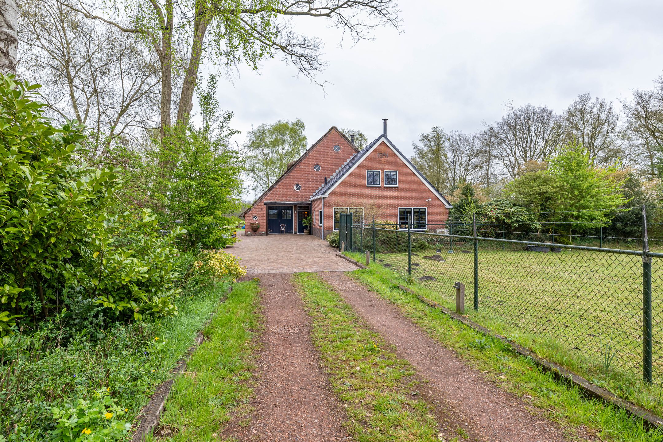 Photo 9 of Hoofdweg 48