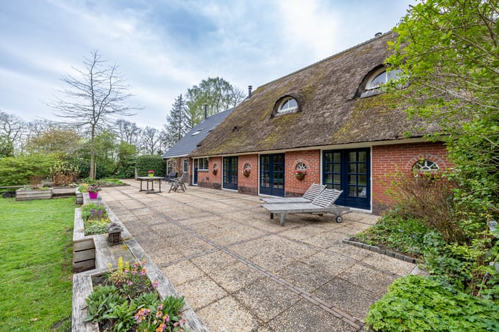 Foto 64 van Hoofdweg 48