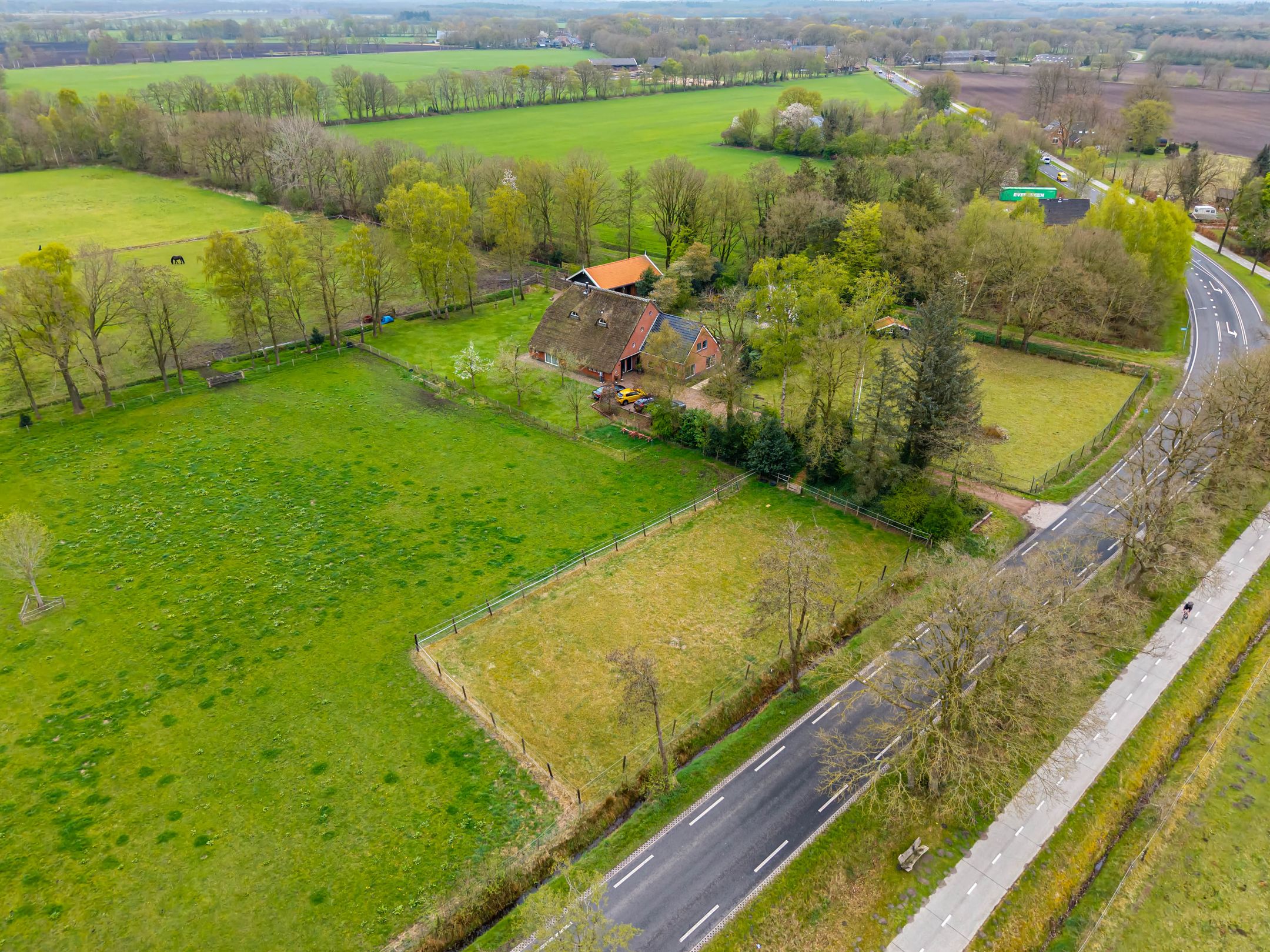 Photo 72 of Hoofdweg 48