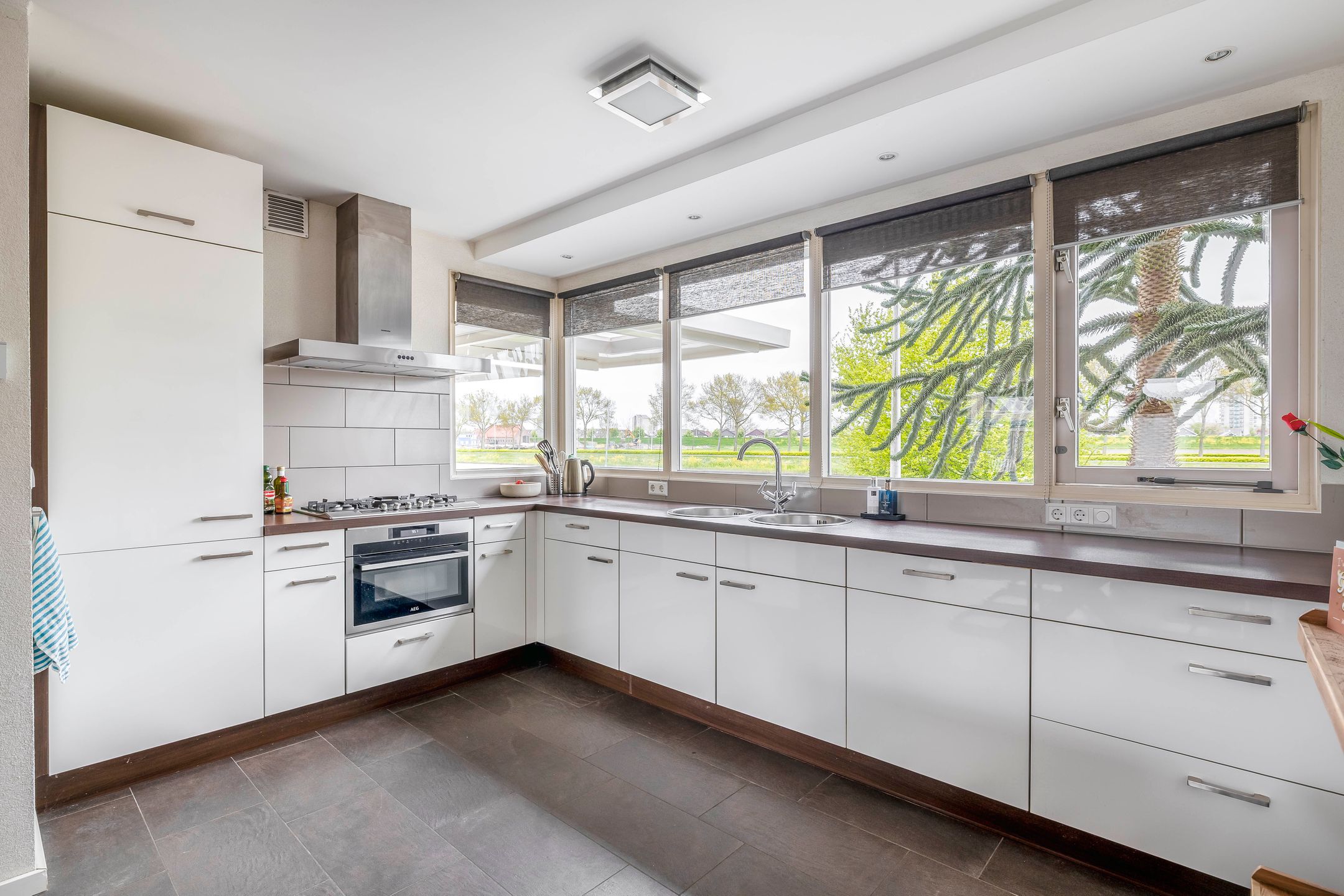 Foto 18 van Marga Klompéstraat 39