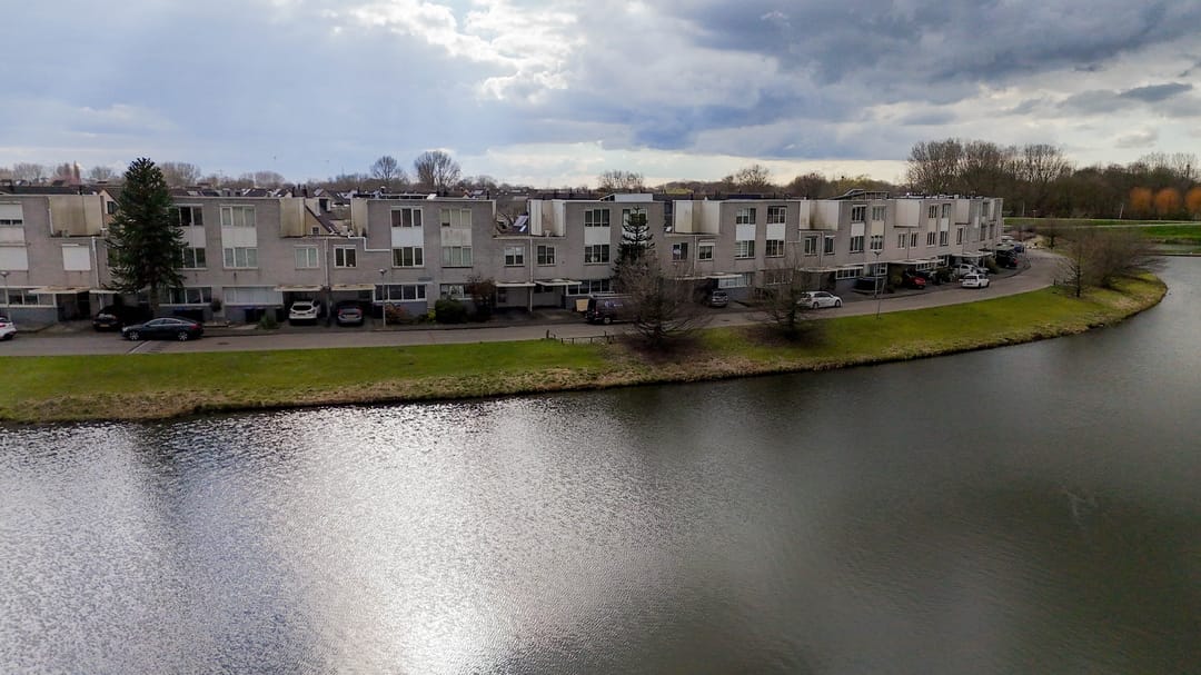 Foto 46 van Marga Klompéstraat 39