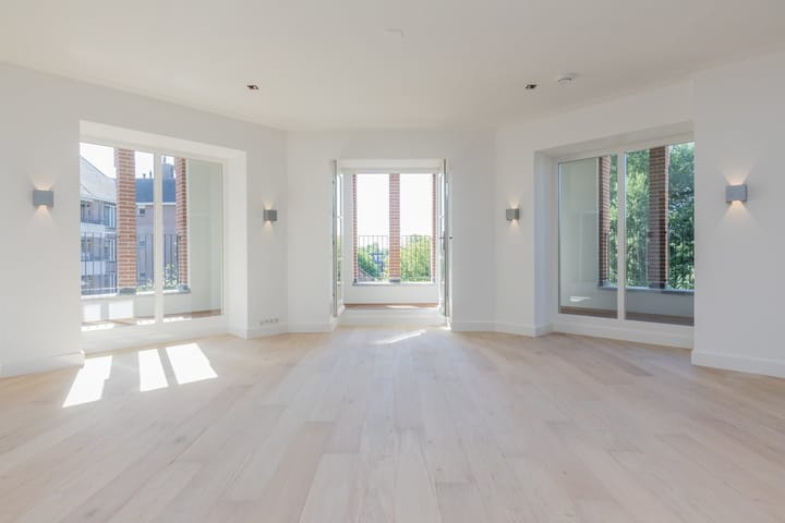 Foto 12 van Schoollaan 64-C