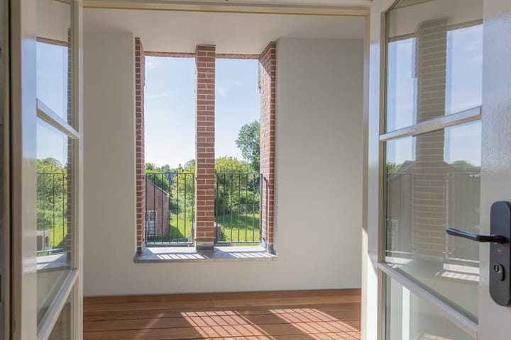 Foto 13 van Schoollaan 64-C