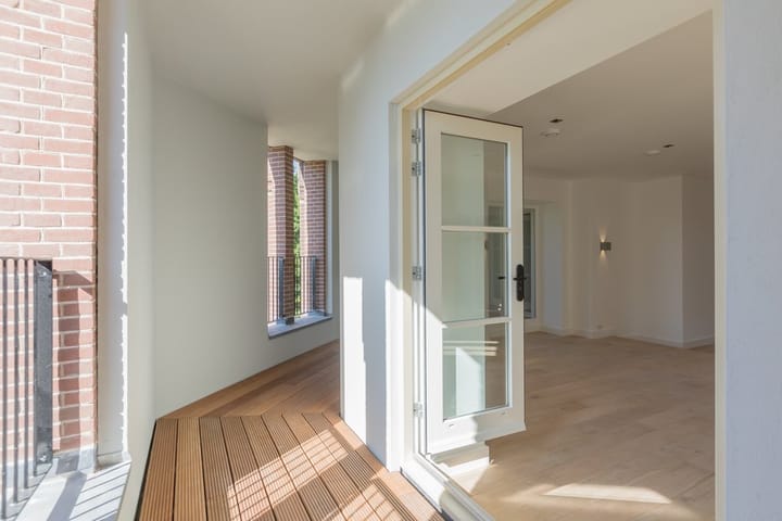 Foto 14 van Schoollaan 64-C