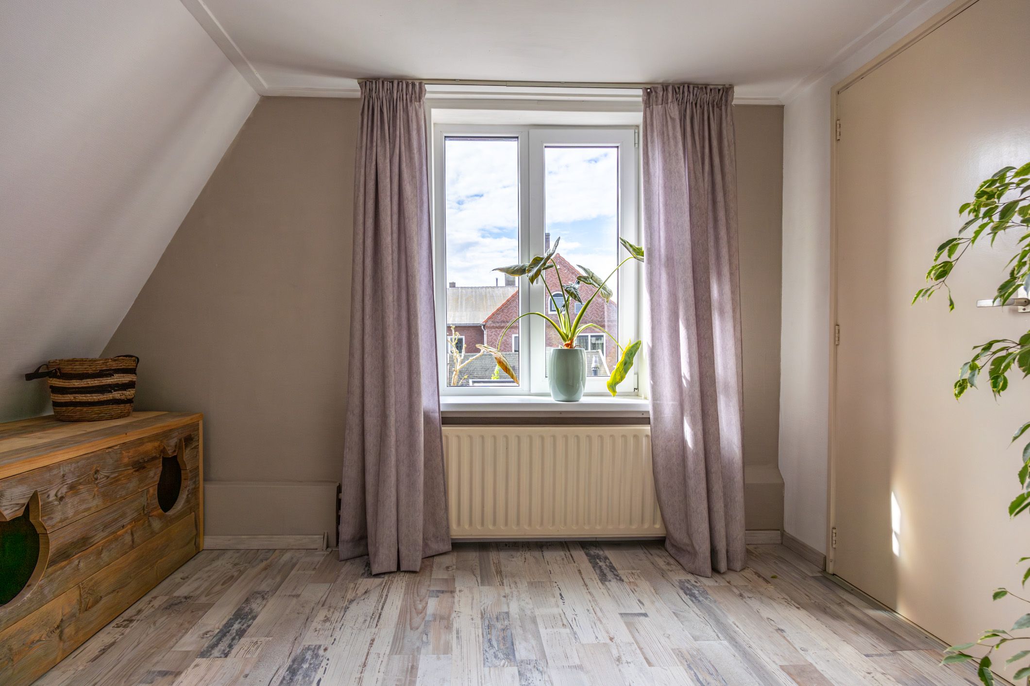 Foto 15 van Stationsweg 59