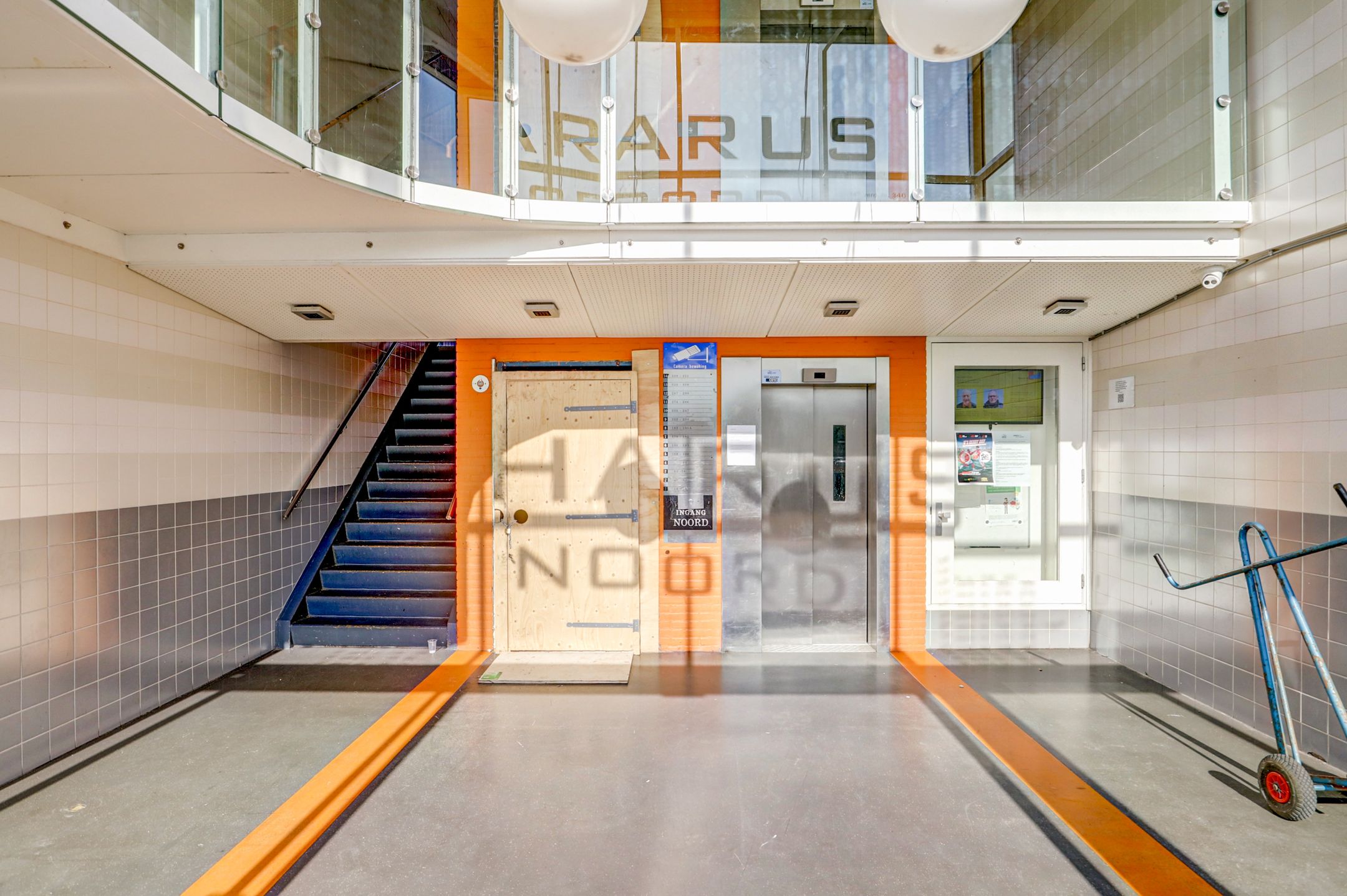 Foto 9 van Pharus 274