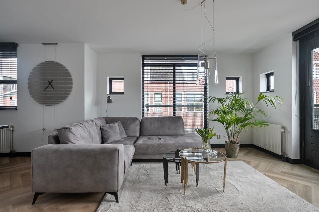 Foto 2 van Kerkplein 122