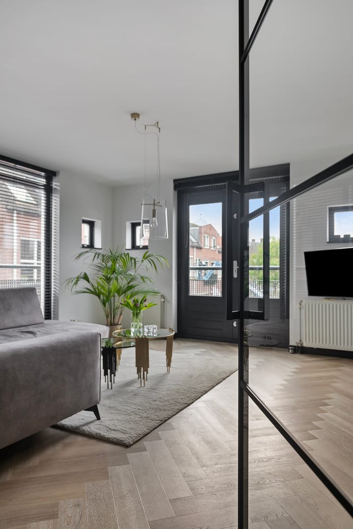 Foto 15 van Kerkplein 122