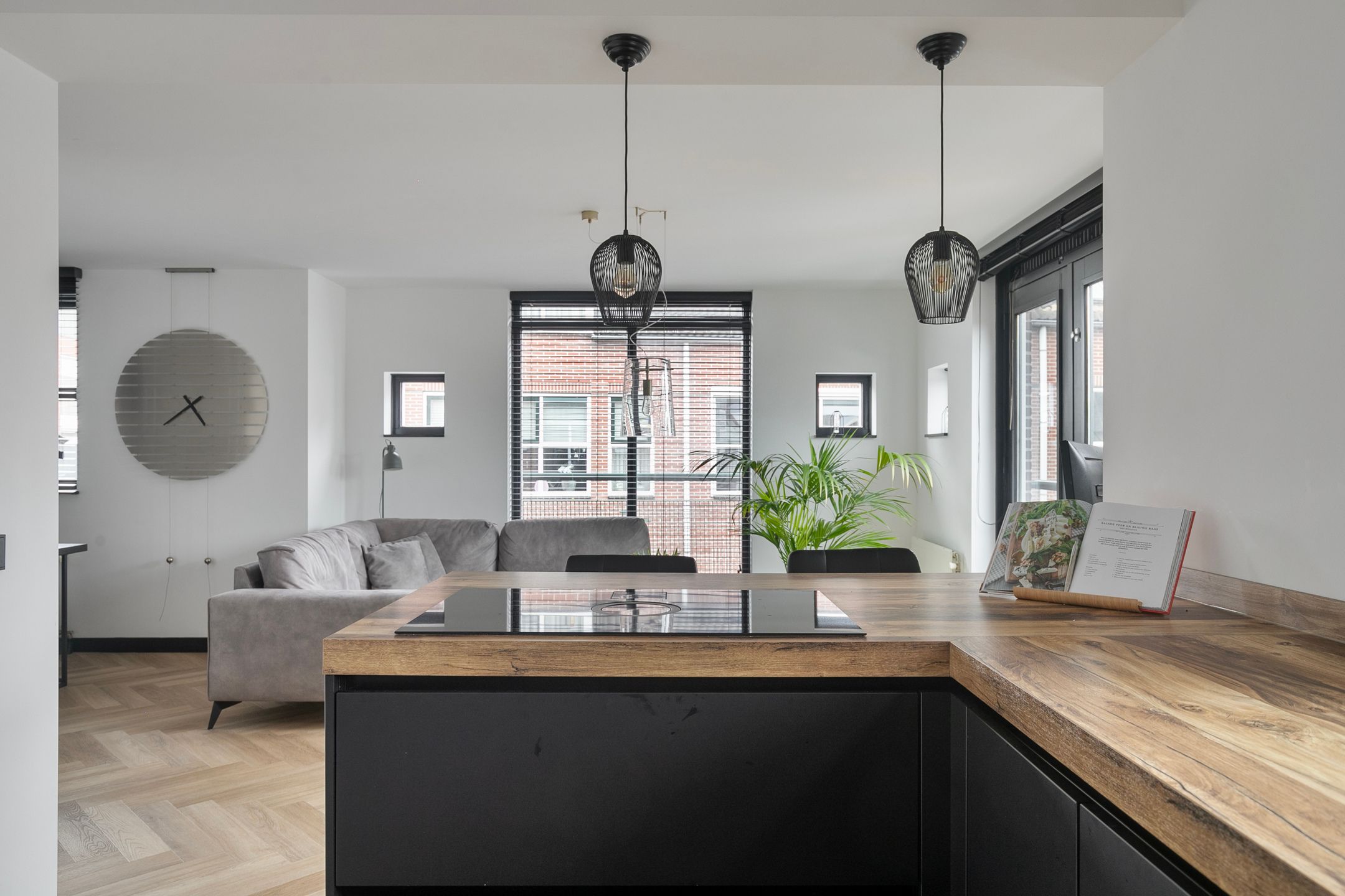 Foto 24 van Kerkplein 122