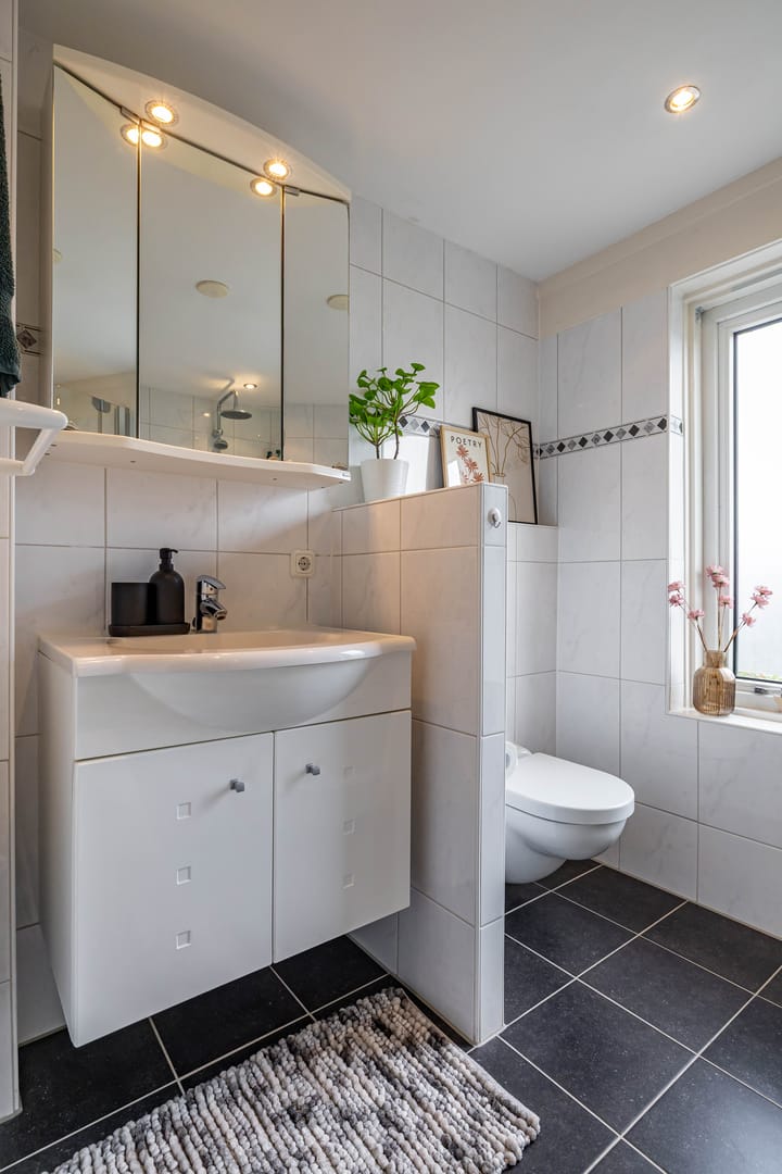 Photo 30 of Hoofdweg 181-D