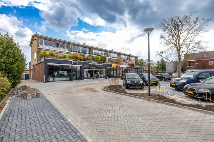 Photo 41 of Hoofdweg 181-D