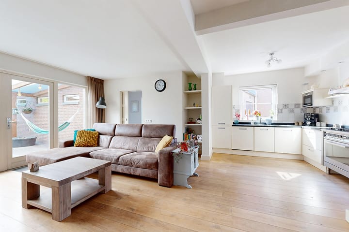 Photo 11 of Daniëlstraat 13