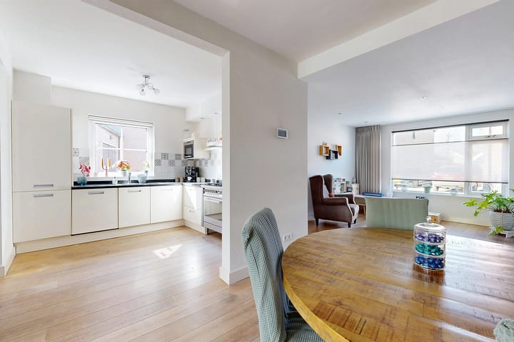 Photo 22 of Daniëlstraat 13