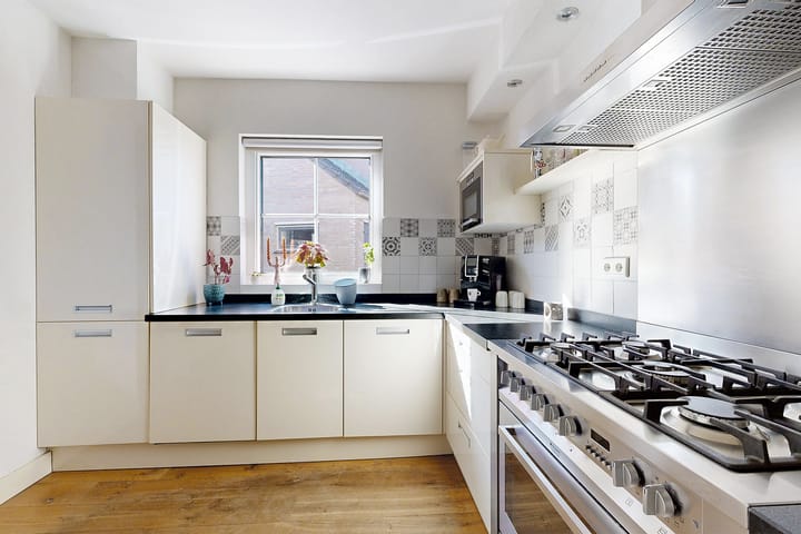 Photo 26 of Daniëlstraat 13