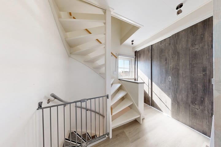 Photo 32 of Daniëlstraat 13