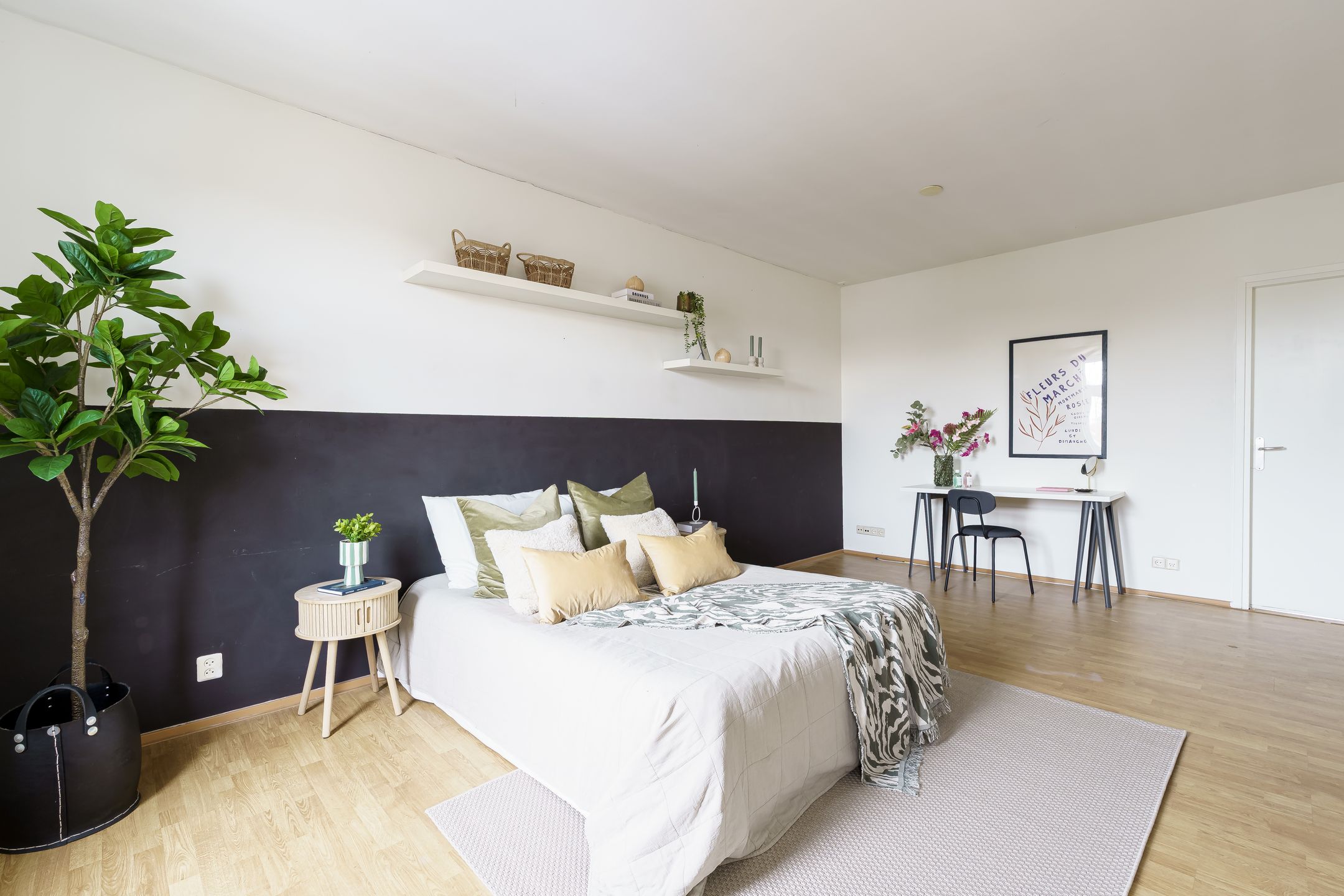 Photo 6 of Nicolaas van der Laanstraat 2-B