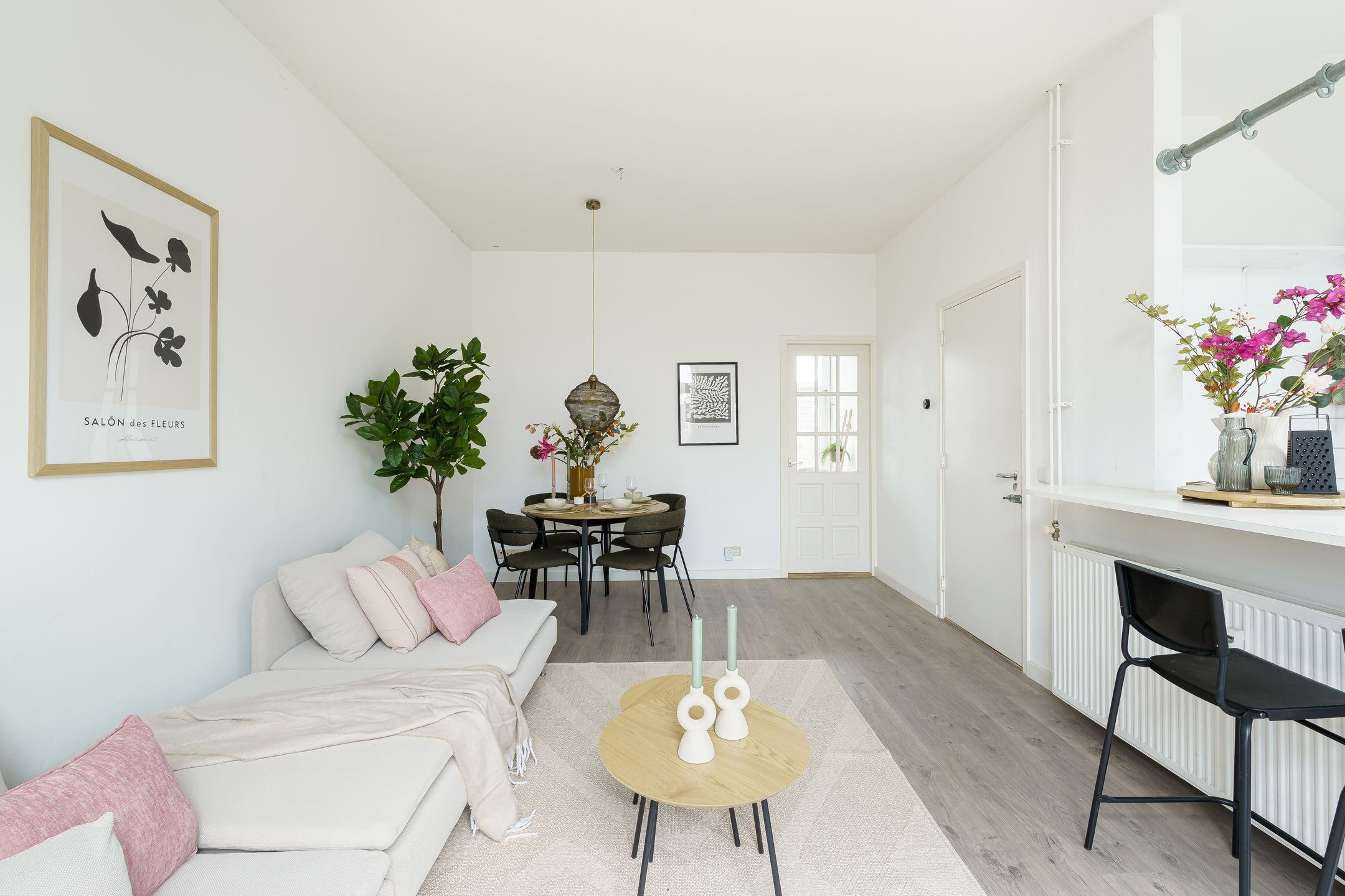 Photo 9 of Nicolaas van der Laanstraat 2-B