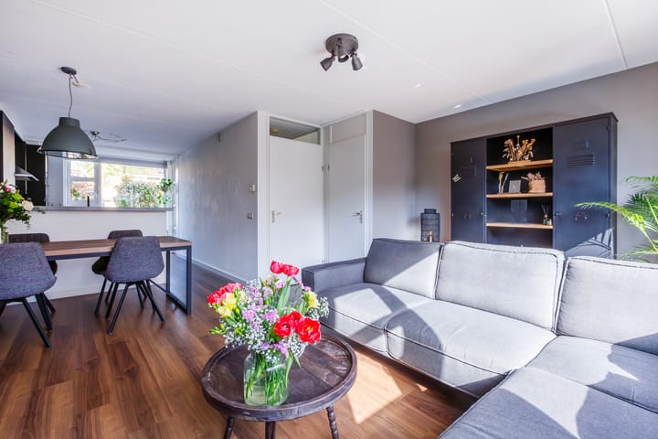 Foto 3 van De Gasperilaan 55