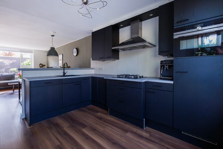 Foto 9 van De Gasperilaan 55