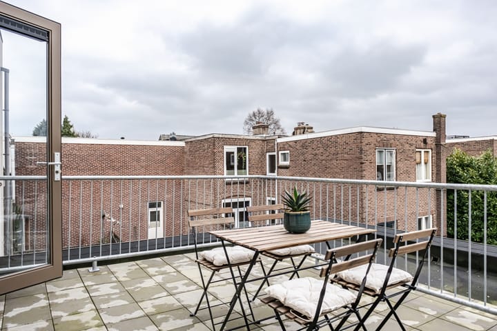 Photo 14 of Croeselaan 268-D