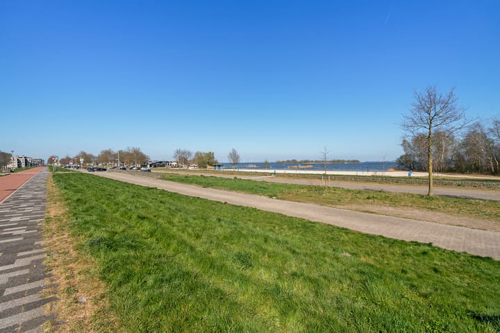 Photo 38 of Kropaar 13