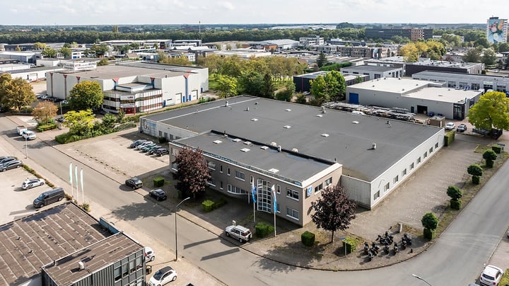 Takkebijsters 8