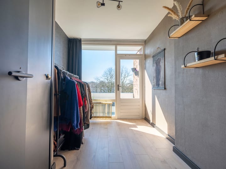 Foto 24 van Handwerkerszijde 158