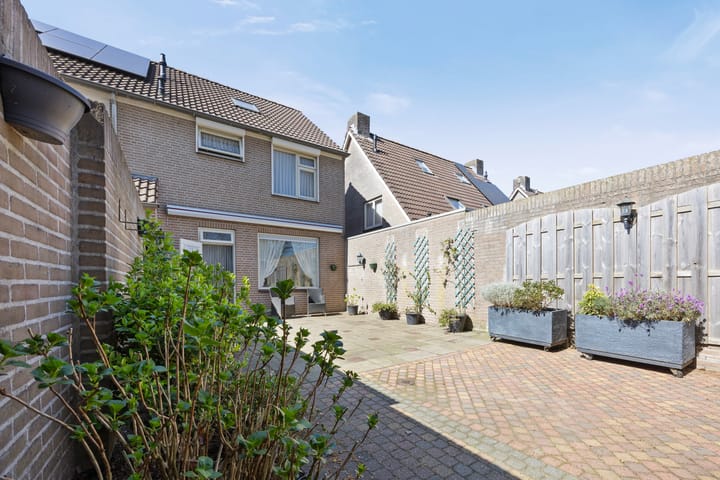 Foto 19 van Doctor van Beurdenstraat 13