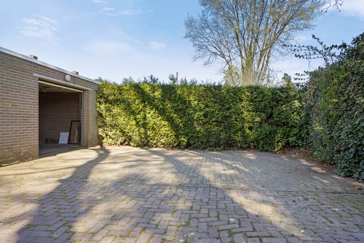 Foto 22 van Doctor van Beurdenstraat 13