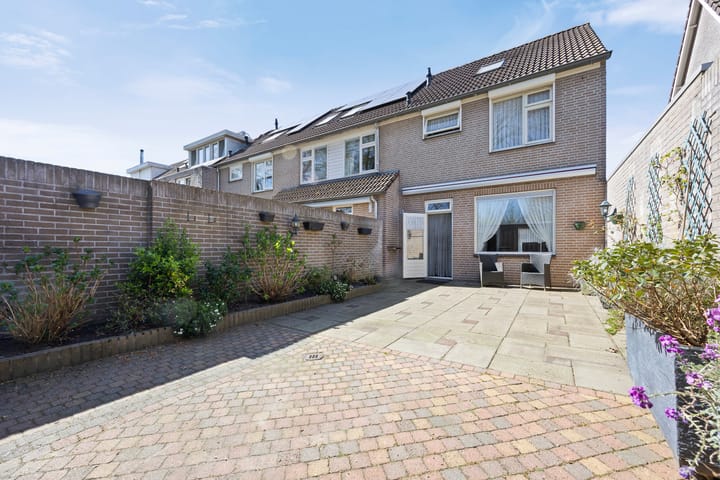 Foto 18 van Doctor van Beurdenstraat 13