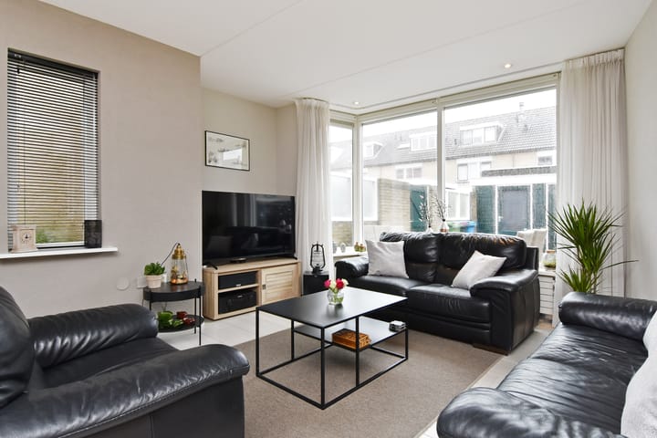 Foto 14 van Ratelaar 24