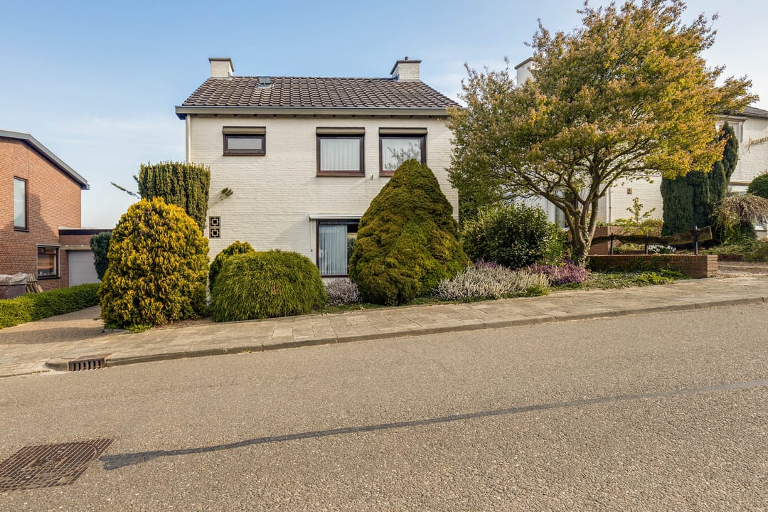 Photo 2 of Hagensstraat 27