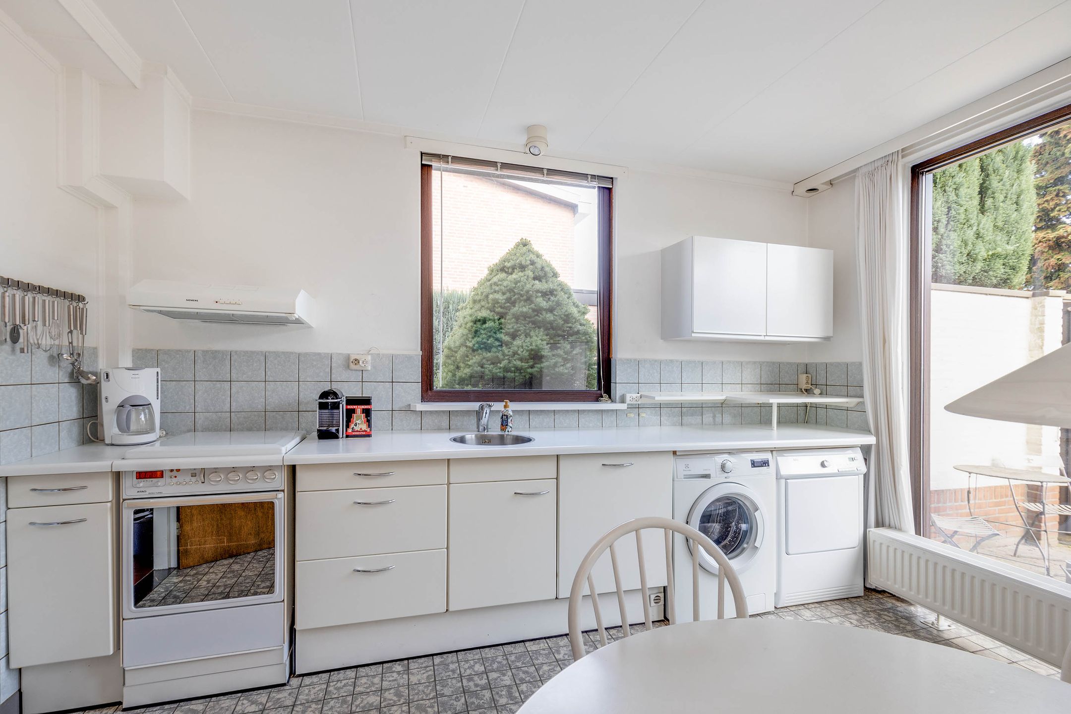 Photo 9 of Hagensstraat 27