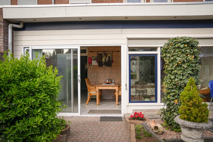 Photo 18 of Michiel de Ruyterstraat 36