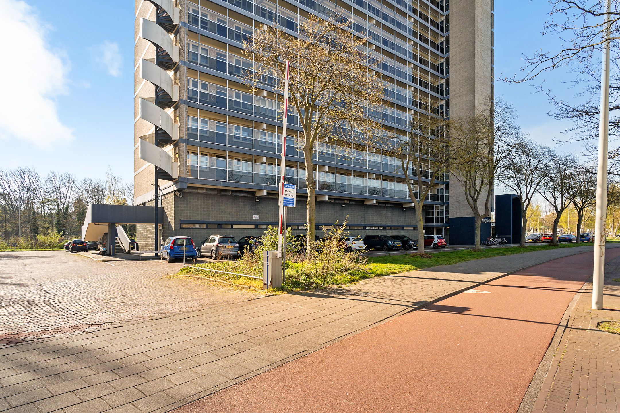 Foto 48 van Pisuissestraat 387