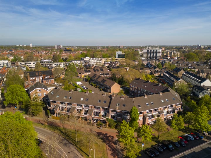 Photo 20 of Huzarenstraat 42