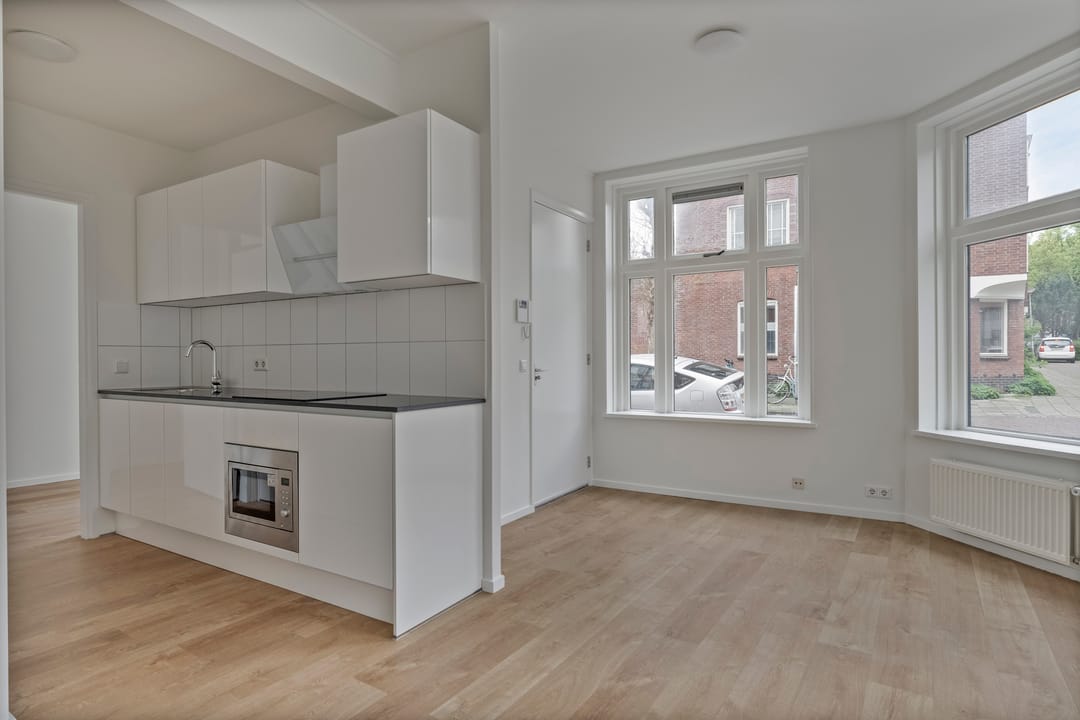 Foto 2 van Middenstraat 2