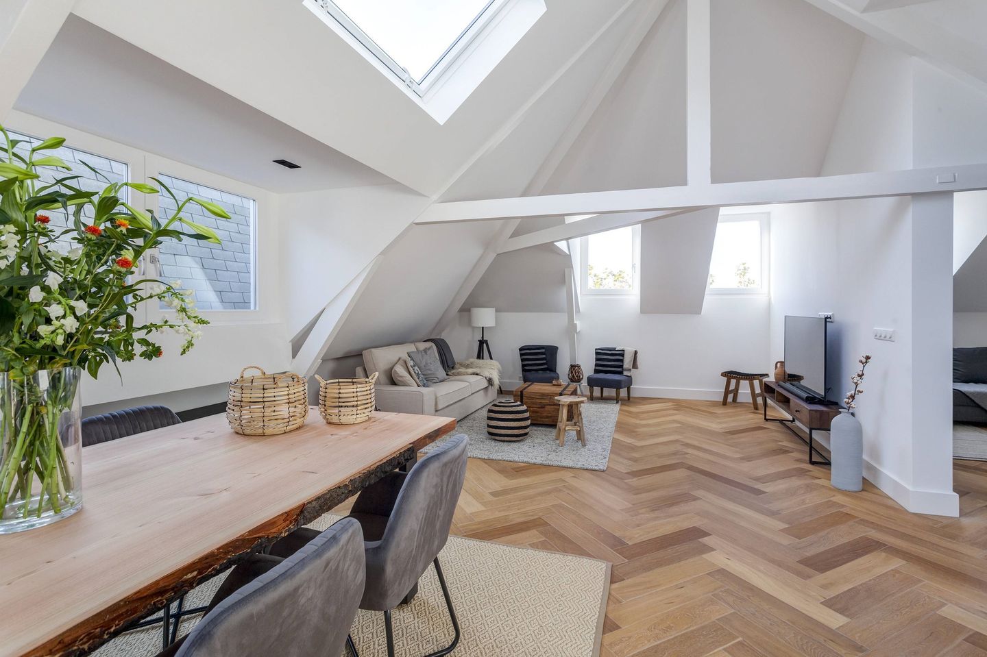 Foto 5 van Eendrachtsplein 6-03