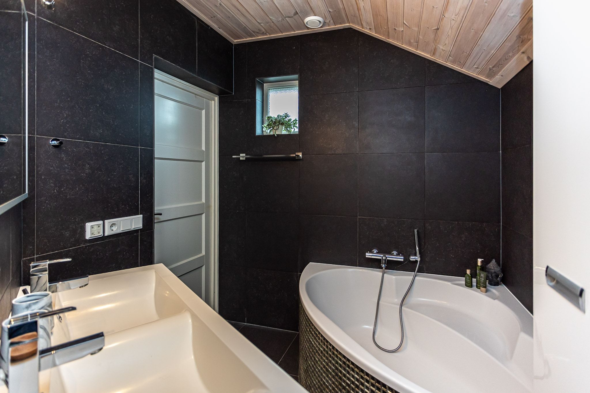 Foto 21 van Dries 13