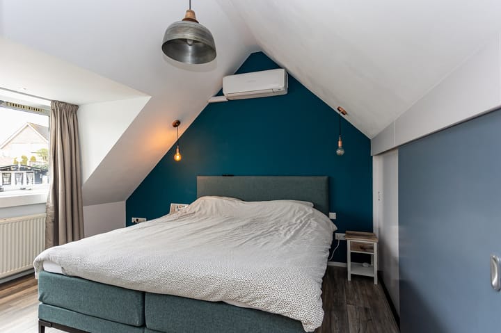 Foto 32 van Dries 13