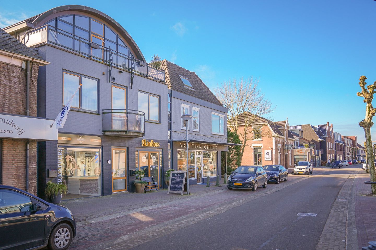 View photo 2 of Zandstraat 95-b