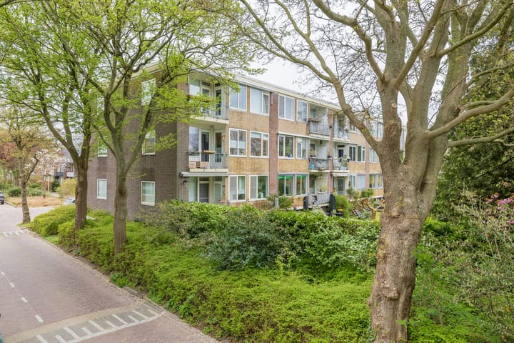 Foto 1 van Julianastraat 4