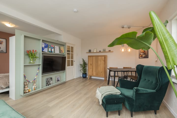 Foto 6 van Julianastraat 4