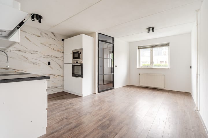 Foto 6 van Aprilstraat 5