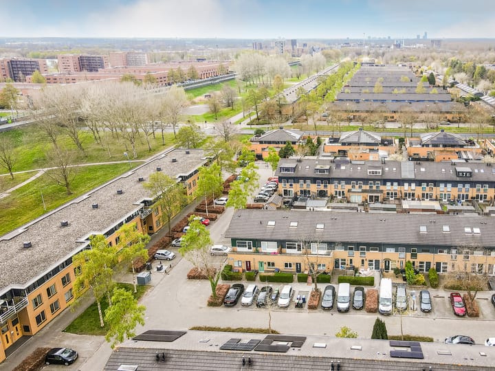 Foto 35 van Aprilstraat 5