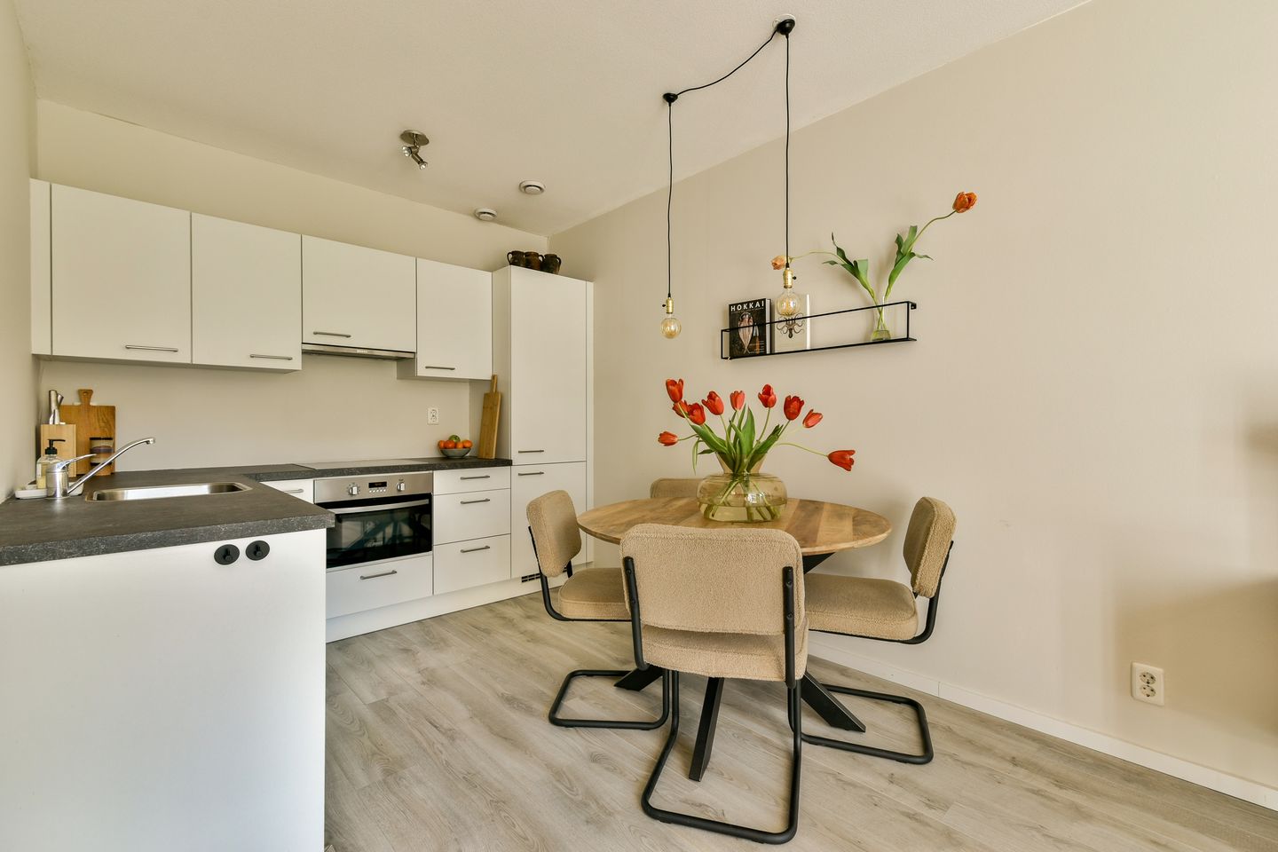 Foto 5 van Suze Robertsonstraat 35