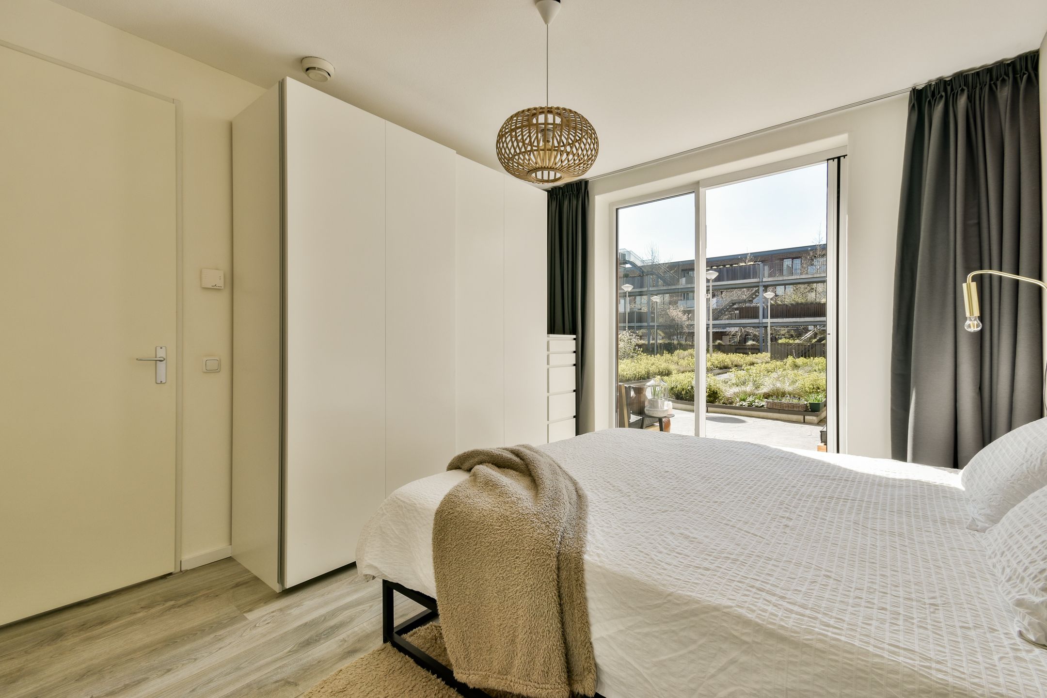 Foto 12 van Suze Robertsonstraat 35